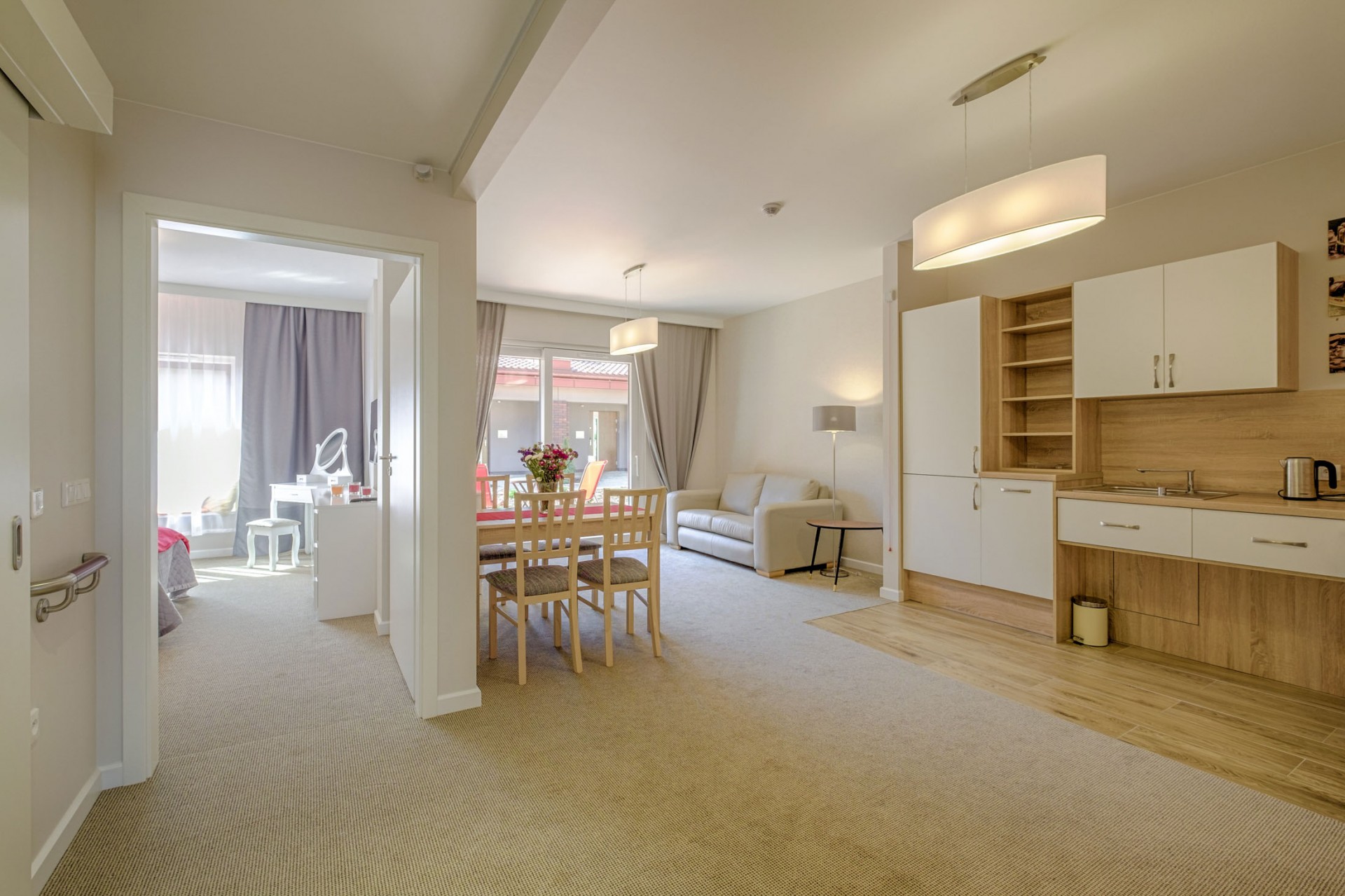 Apartamenty senioralne to nowe możliwości i sposób myślenia o starości rodziców i bliskich